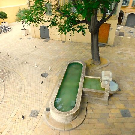 #2 Studio # Place Charmante Тулон Экстерьер фото