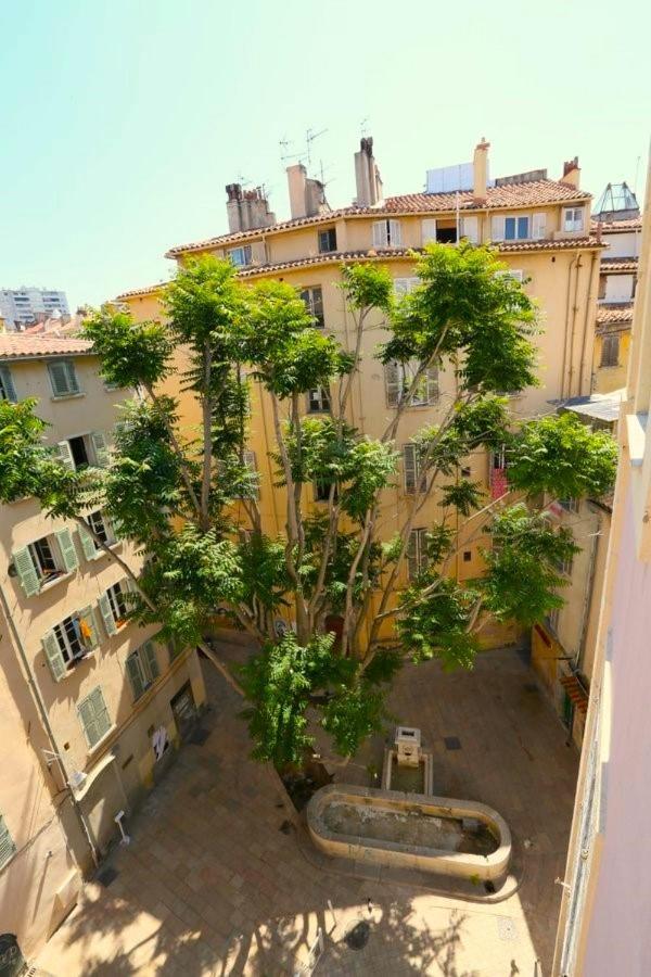 #2 Studio # Place Charmante Тулон Экстерьер фото