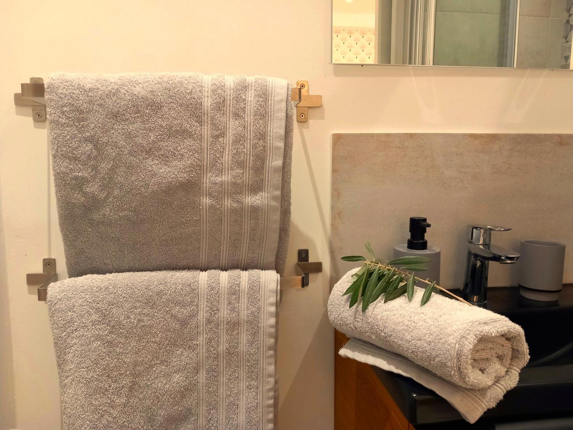 #2 Studio # Place Charmante Тулон Экстерьер фото